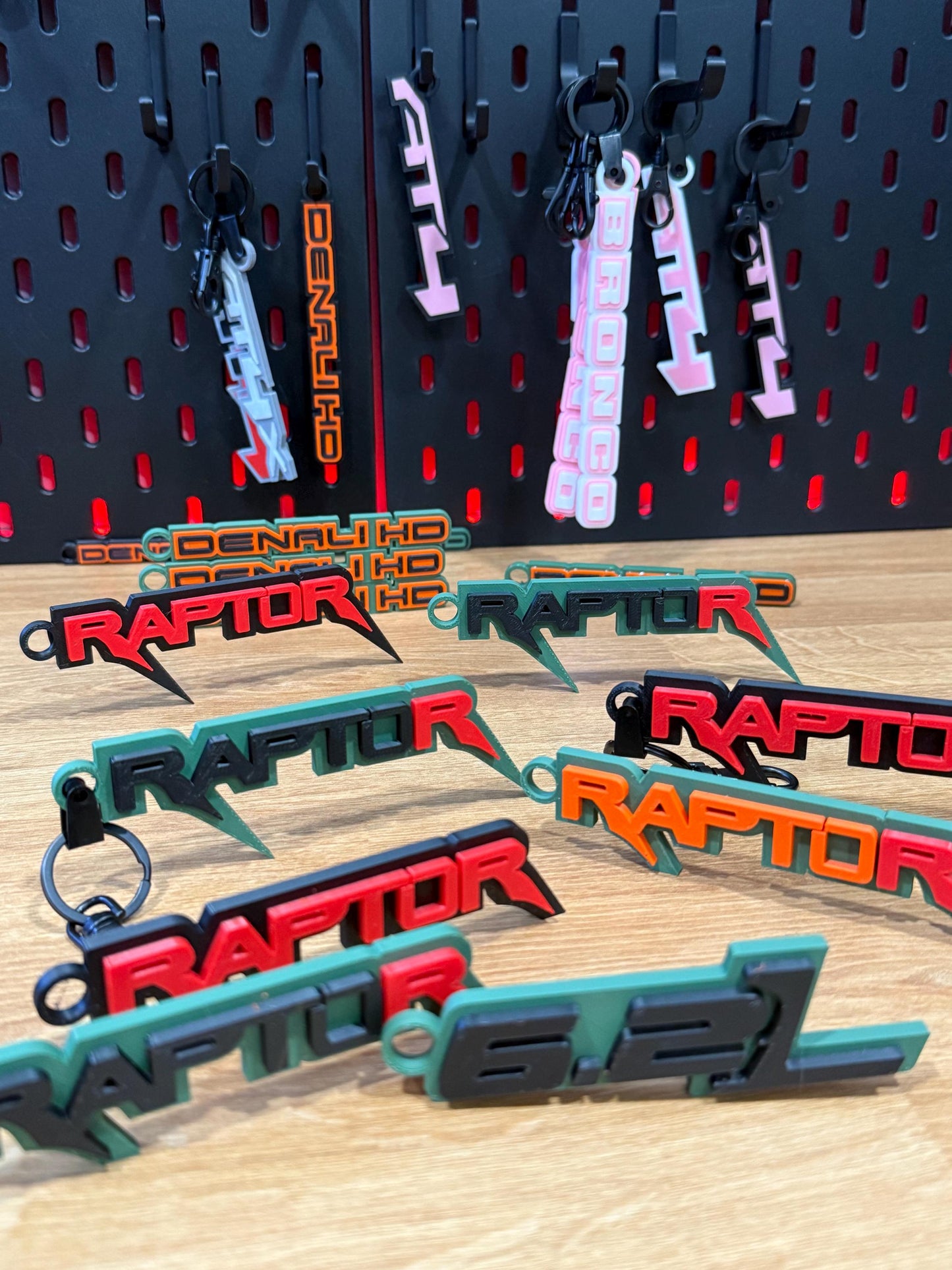 Ford Raptor Keychain Set: Glow-in-the-Dark Truck Accessories